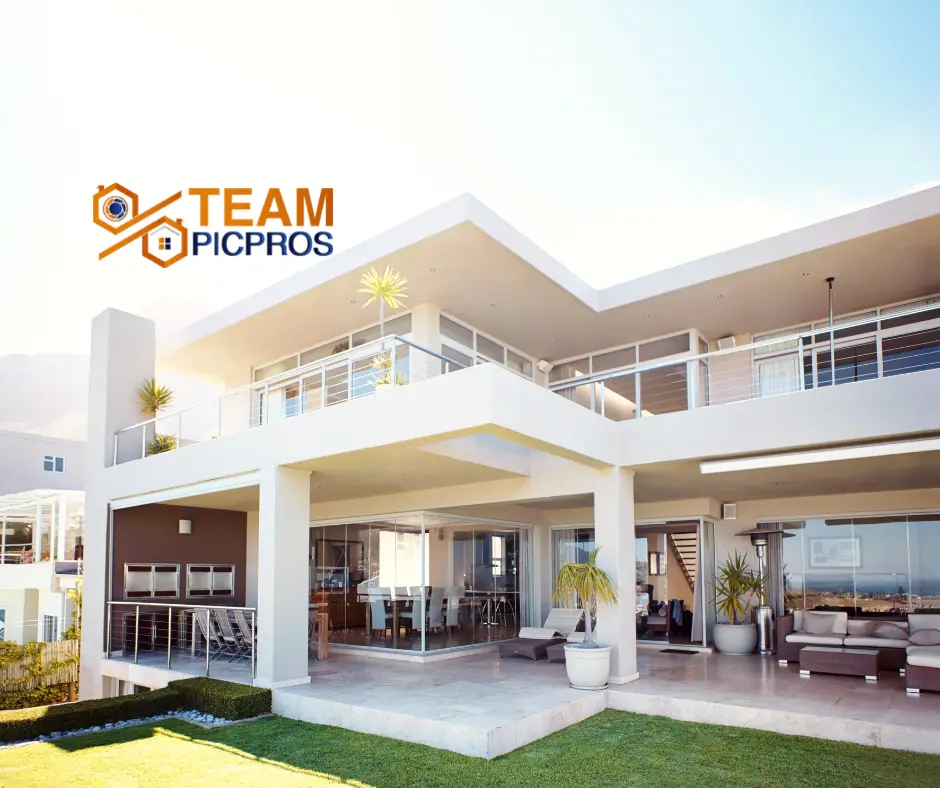 Elevate Your Property's Look with the Power of Seasonal Virtual Décor
