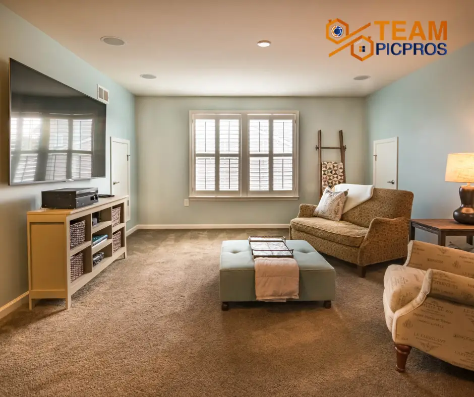 The Ultimate Guide to Using Virtual Staging to Transform Your Home with Each Season