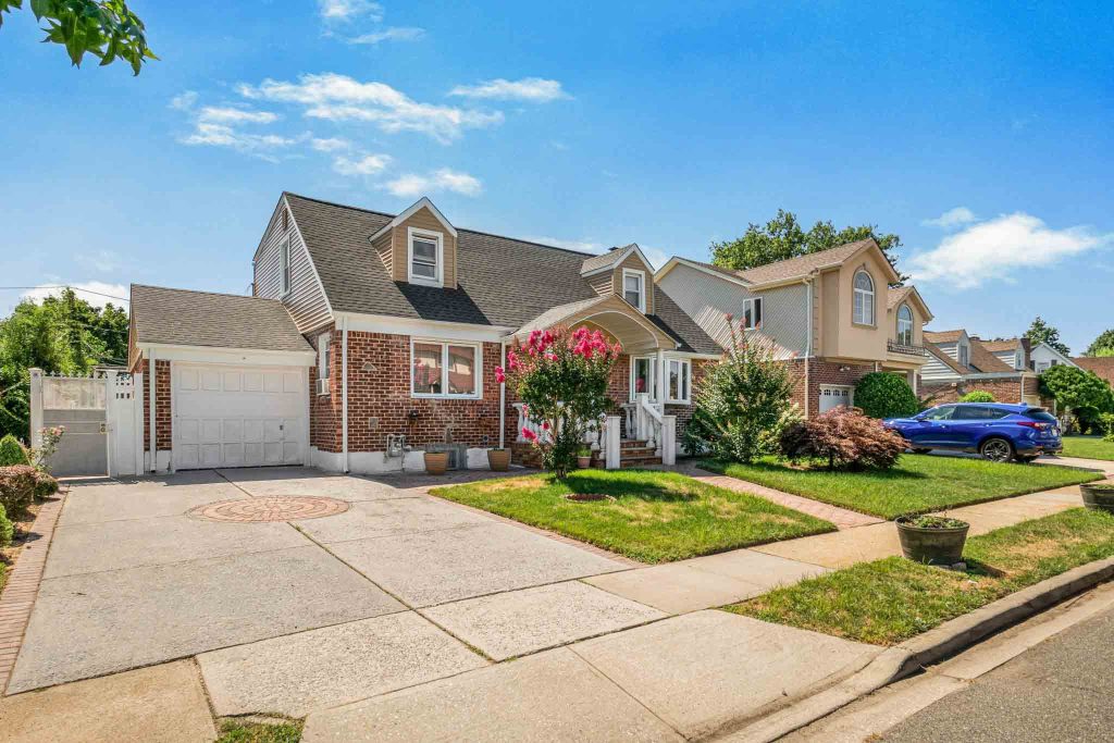 Real Estate Photo Editing